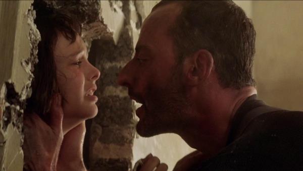 Natalie Portman and Jean Reno in Leon: The Professional